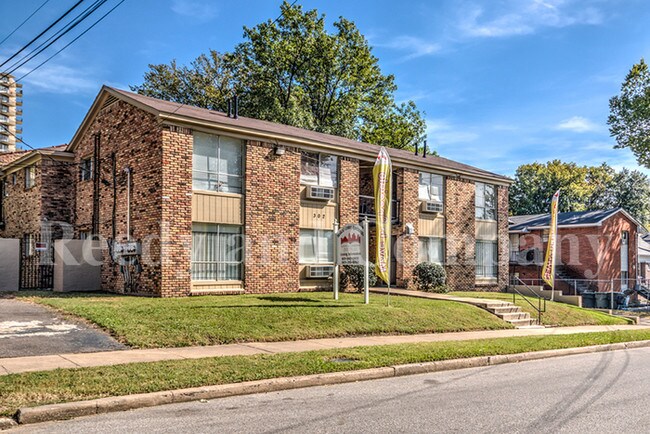 Building Photo - 290 S Waldran Blvd
