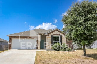 Building Photo - 4721 Highmont Dr