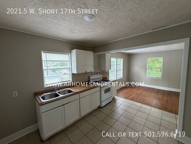 Foto del edificio - 2021.5 W Short 17th St