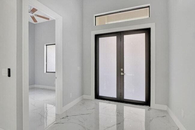 Foto del edificio - 2501 56th St SW