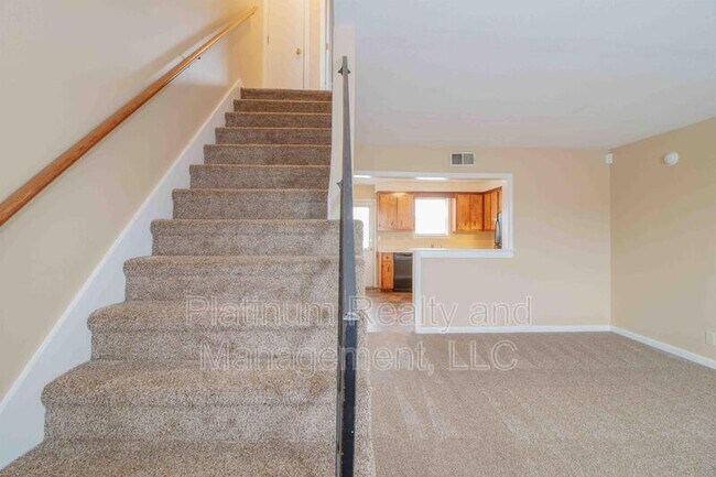 Foto del edificio - 363 Peabody Dr