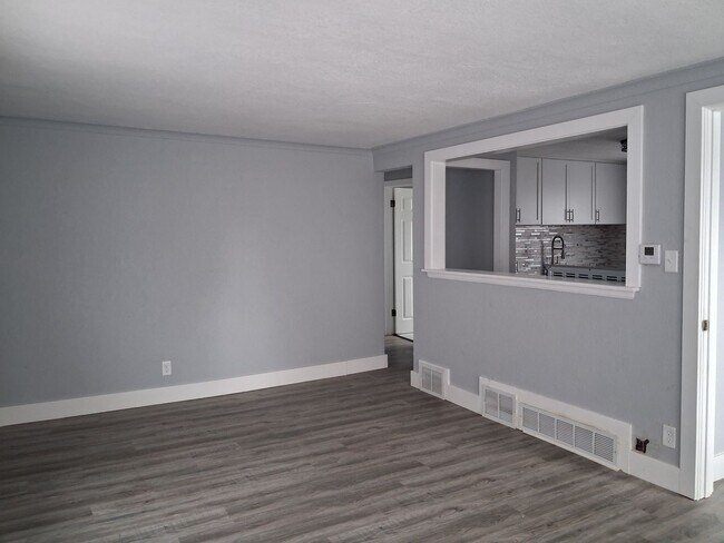 Building Photo - 4346 N 28th St