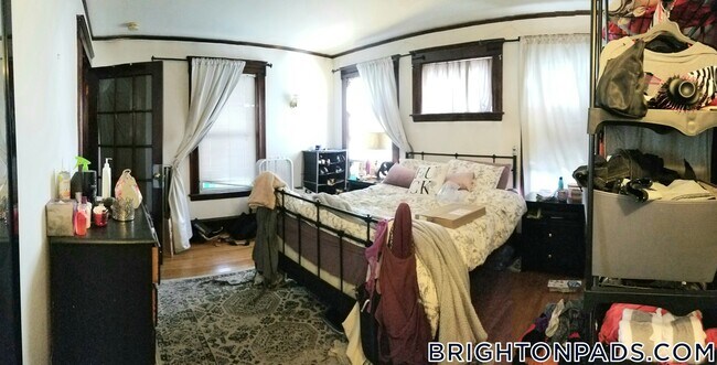 Building Photo - 55 Etna St