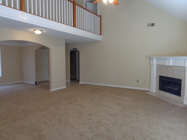 Building Photo - 1057 Stable Run Dr