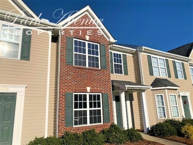 Foto del edificio - 3216 Barons Court Rd
