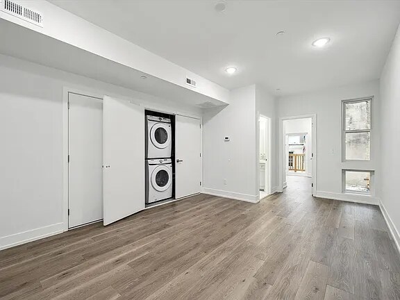 Foto del edificio - 2107 N Fairhill St