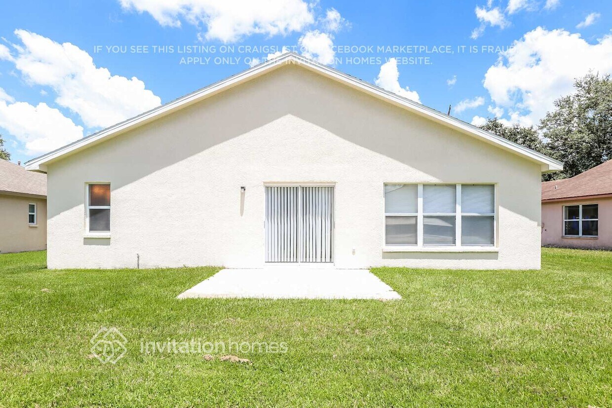 Foto del edificio - 28418 Meadowrush Way