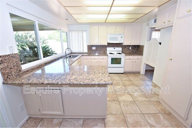 Foto del edificio - 1035 Woodgate Ct