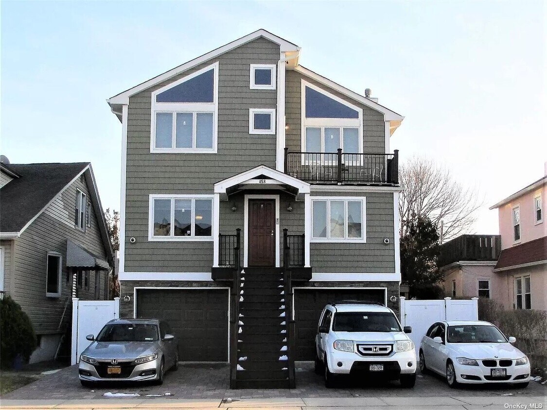 458 E Beech St, Long Beach, NY 11561 House Rental in Long Beach, NY