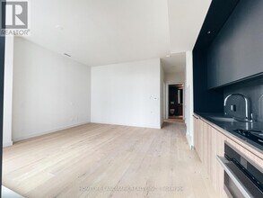 Building Photo - 81 Wellesley St E