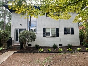 Building Photo - 1136 Gorman St