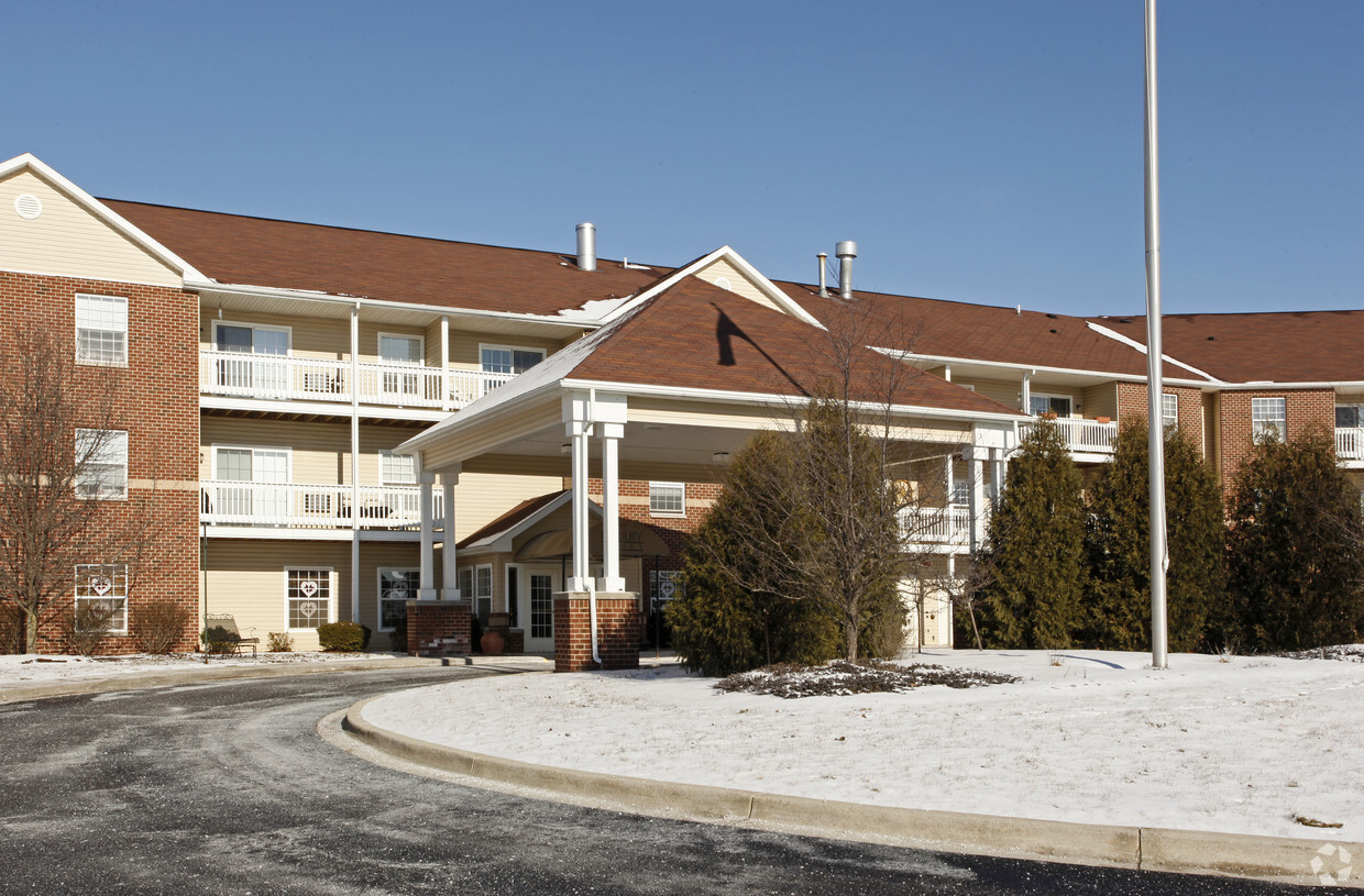 Foto del edificio - Roxbury Court Apartments