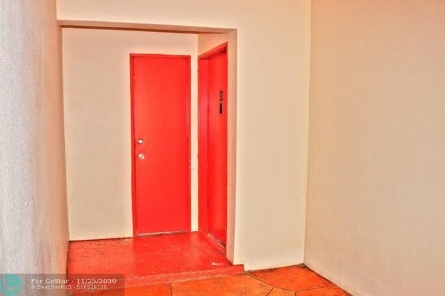 Foto del edificio - 634 NW 13th St