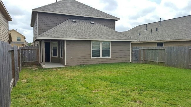 Foto del edificio - 5755 Long Arbor Ln