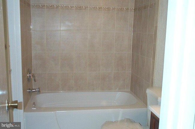 Foto del edificio - 15245 Coachman Terrace