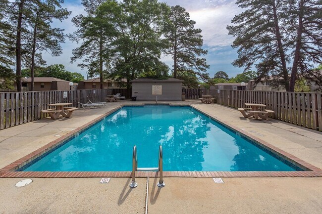 Foto del edificio - Eastgate Landing Apartments