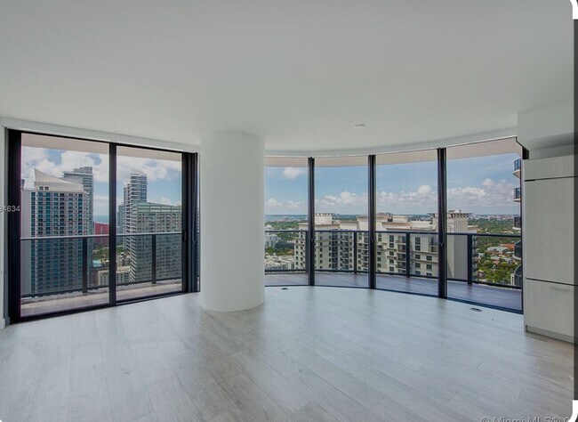 Foto del edificio - 1600 NE 1st Ave