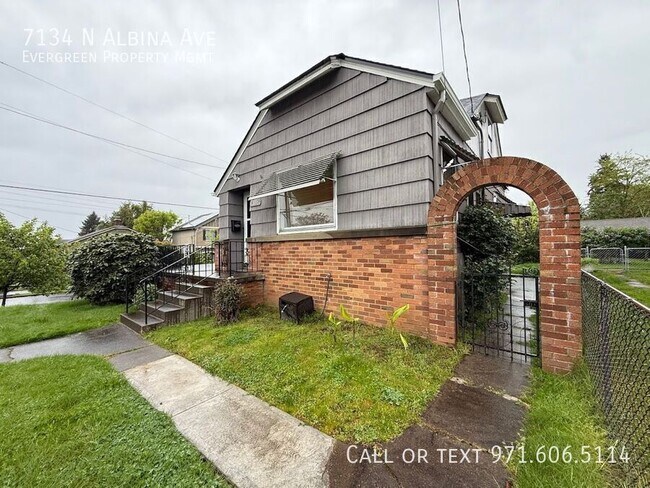 Foto del edificio - 7134 N Albina Ave