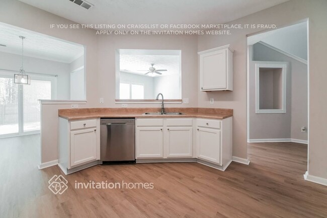 Building Photo - 952 Gardenia Curve