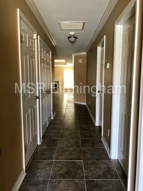 Building Photo - 4229 Willow Brook Cir