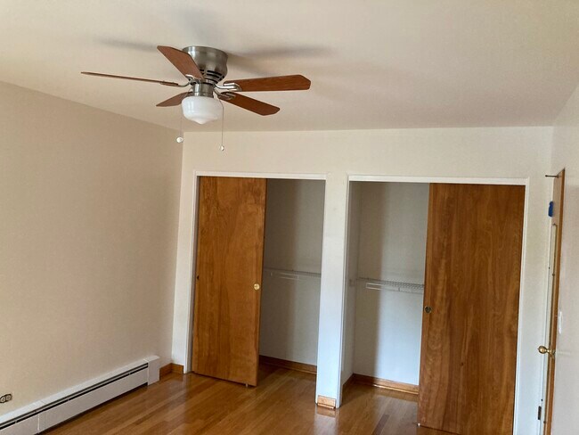 Building Photo - 6757 N Avers Ave