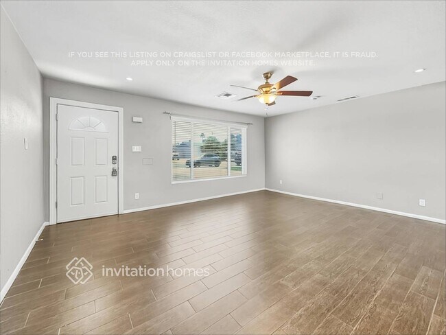 Foto del edificio - 8746 E Palm Ln