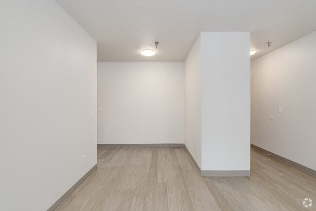 1BR, 1BA - 678SF - Dining Room - Tarkington Square Apartments