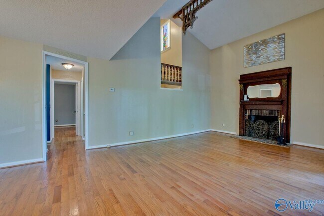 Foto del edificio - 3018 Live Oak Ln SW