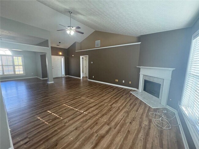 Foto del edificio - 3452 Morning Top Pl