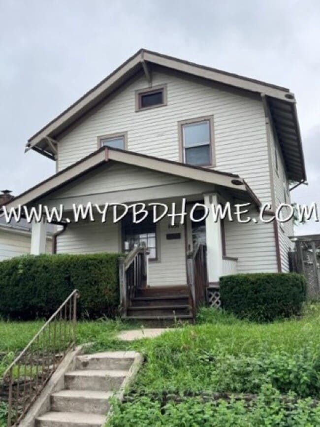 Building Photo - 1031 Shore Dr