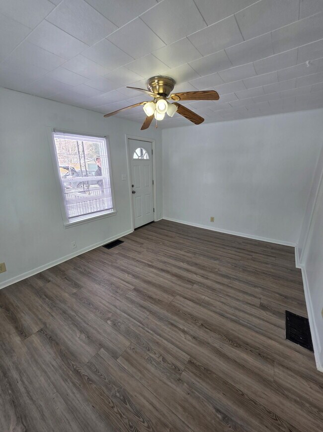 Foto del edificio - 825 Garfield Ave