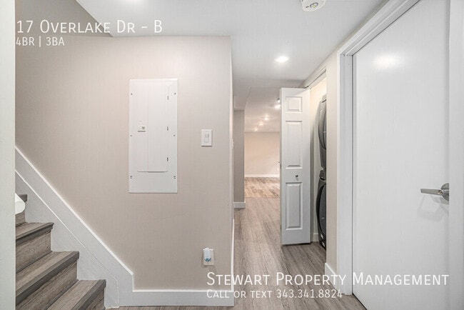 Building Photo - 17 Overlake Dr