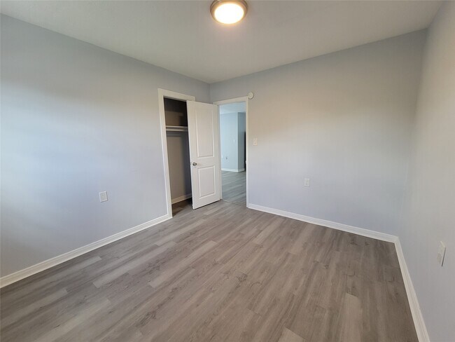 Foto del edificio - 3115 Havner Ln