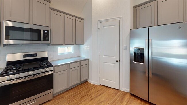 Building Photo - 162 Coronella Dr