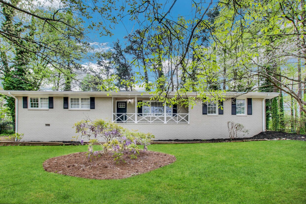 4402 Canary Ct House Rental in Lithia Springs, GA