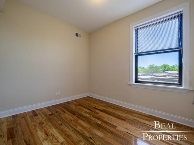 Building Photo - 0 bedroom in GLENCOE IL 60022