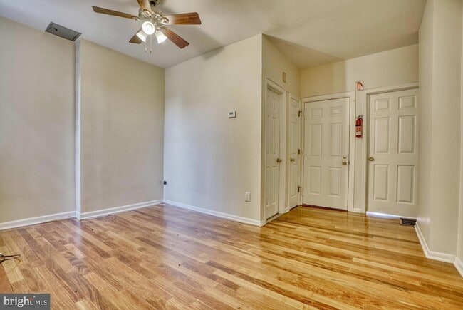 Photo - 424 E North Avenue Unit UNIT 1 Townhome