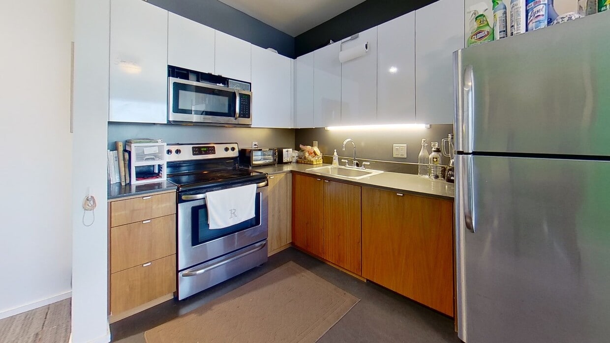 Photo - Yugo Eugene Apartments