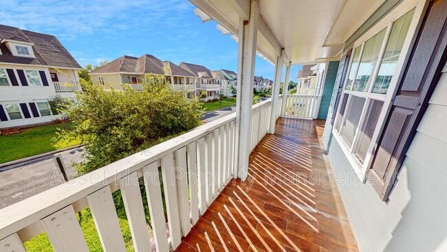 Building Photo - 1102 Oney Hervey Dr