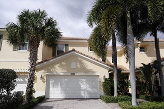 Building Photo - 5027 Dulce Ct