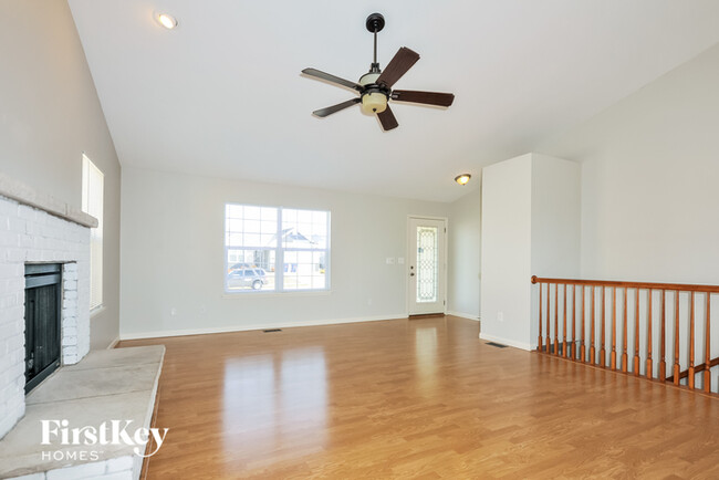 Building Photo - 305 Huntleigh Pkwy
