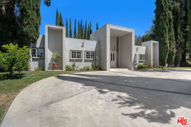Building Photo - 5080 Arundel Dr