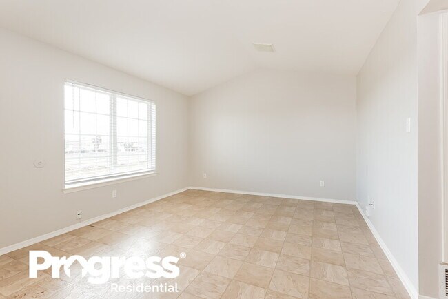 Building Photo - 4755 Loma Del Rey Cir