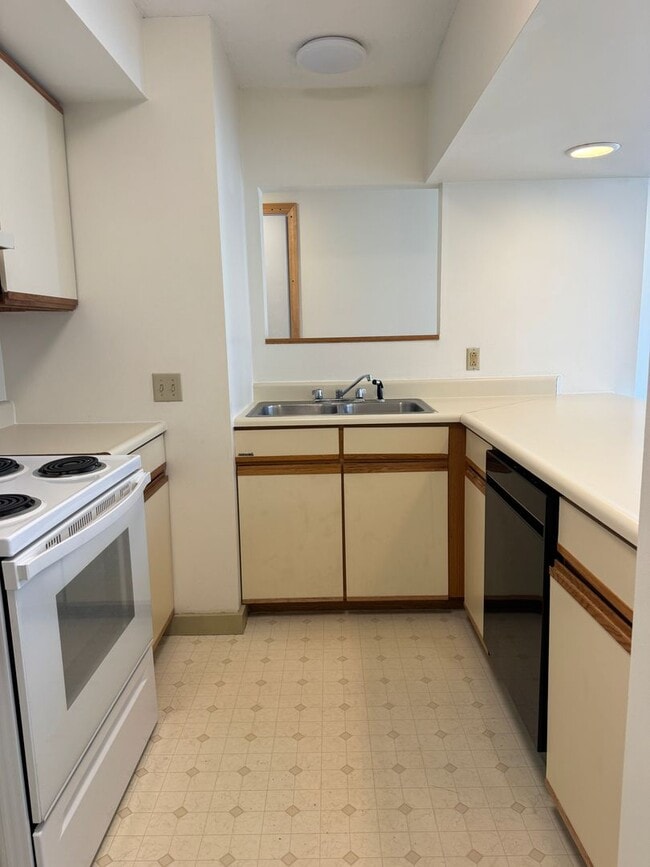 Photo - One bedroom at Ivy Place Apartment