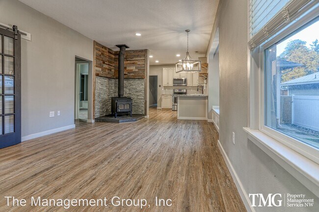 Foto del edificio - 4 br, 3 bath House - 1246 E 1st Avenue