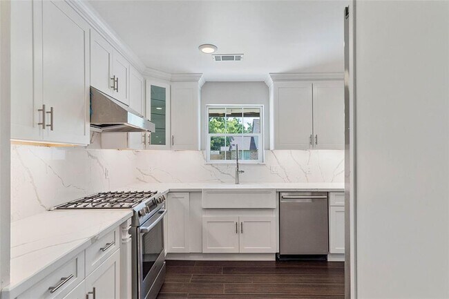 Foto del edificio - 10602 Riverview Dr