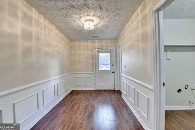 Foto del edificio - 200 Pine Bridge Trail