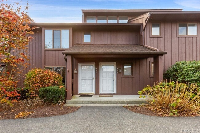 Building Photo - 422 Panorama Dr