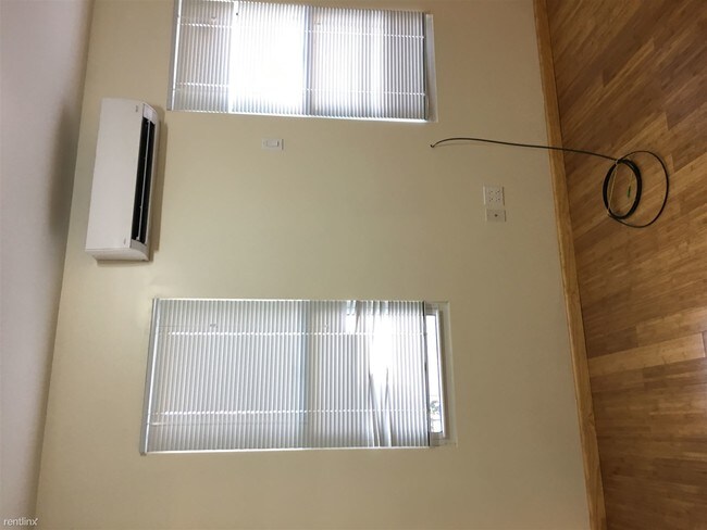 Foto del edificio - 2337 37th St