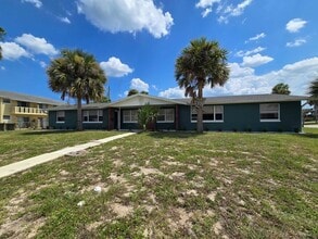Building Photo - 346 Plaza Blvd